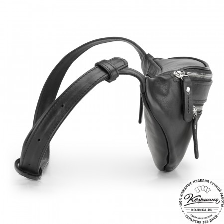 Кожаная сумка на пояс "Сандро" (чёрная гладкая кожа) 