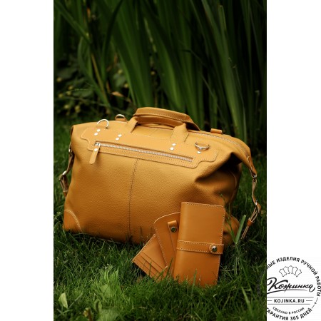 Кожаная дорожная сумка "Сити" (охра)
