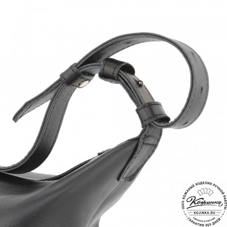 Женская кожаная сумка "Тойс" (черная)