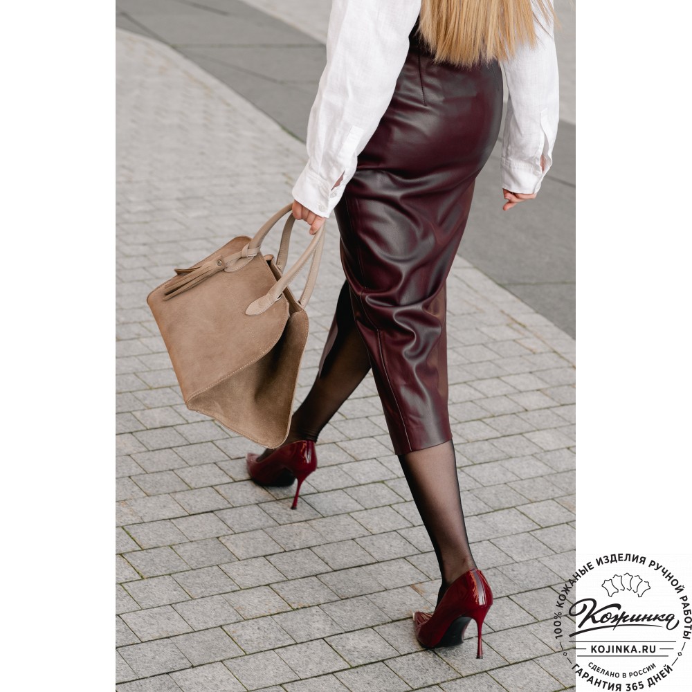 Женская кожаная сумка "Вирджиния" (вишня)
